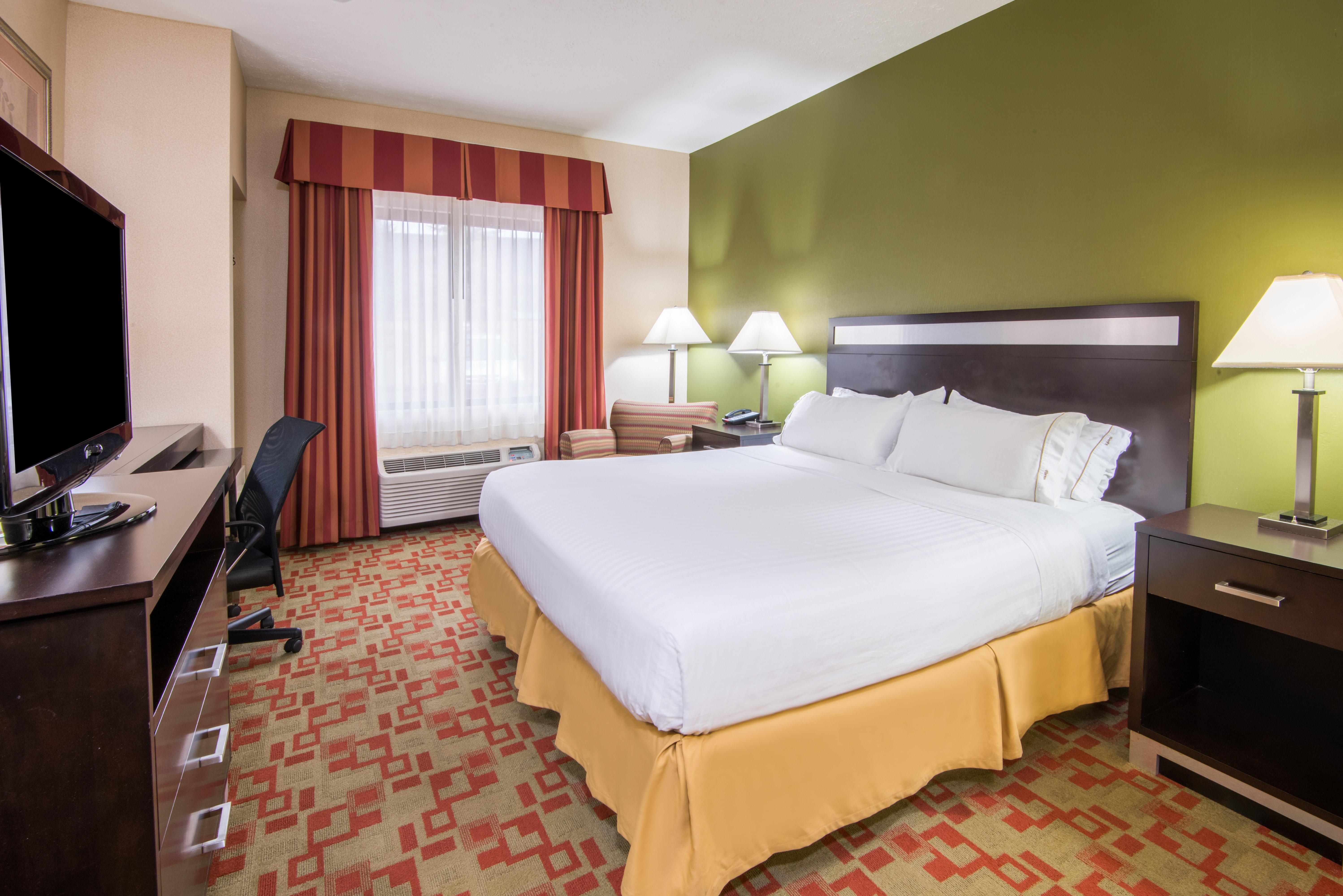 Holiday Inn Express Cleveland Airport - Brook Park, An Ihg Hotel Εξωτερικό φωτογραφία