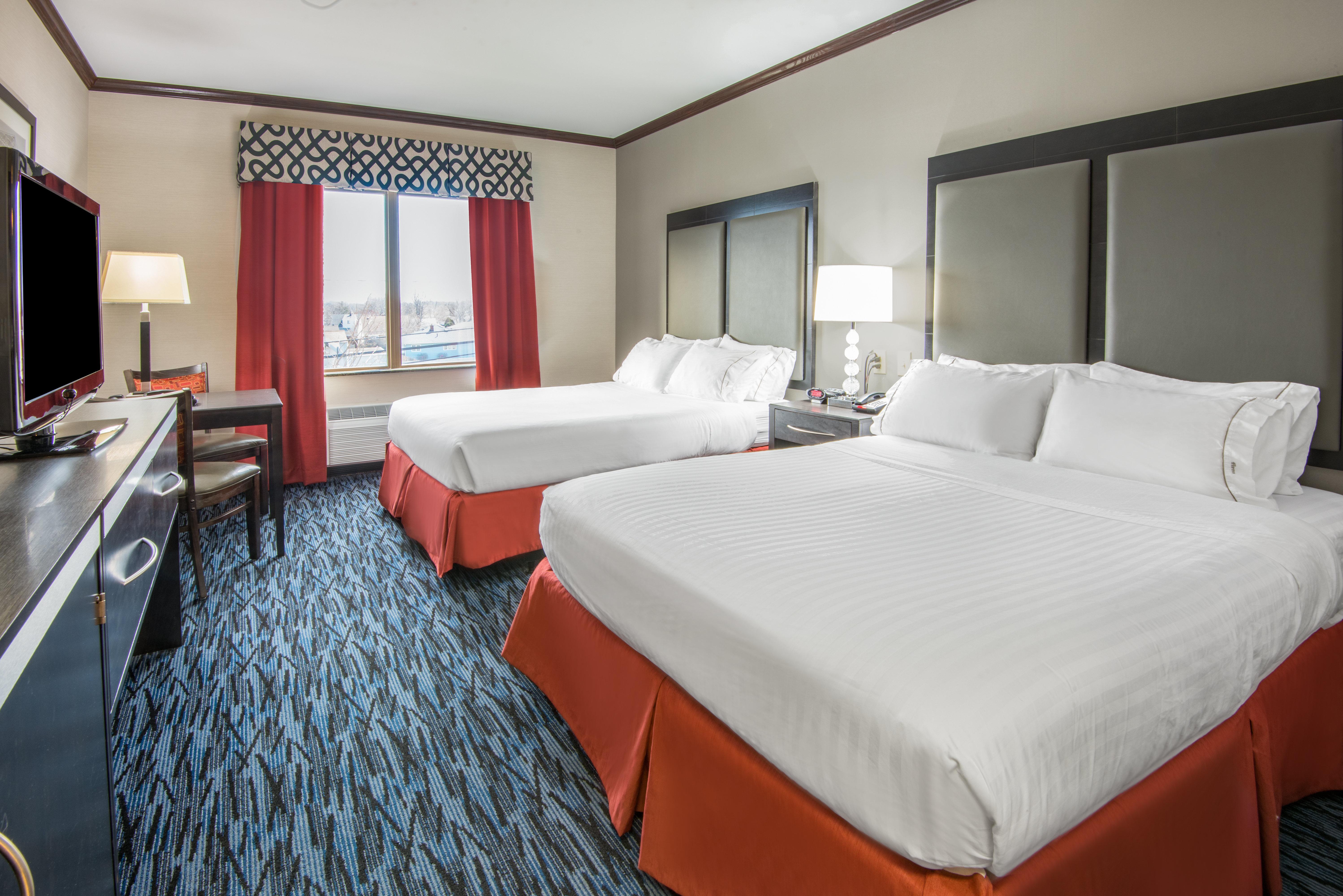 Holiday Inn Express Cleveland Airport - Brook Park, An Ihg Hotel Εξωτερικό φωτογραφία