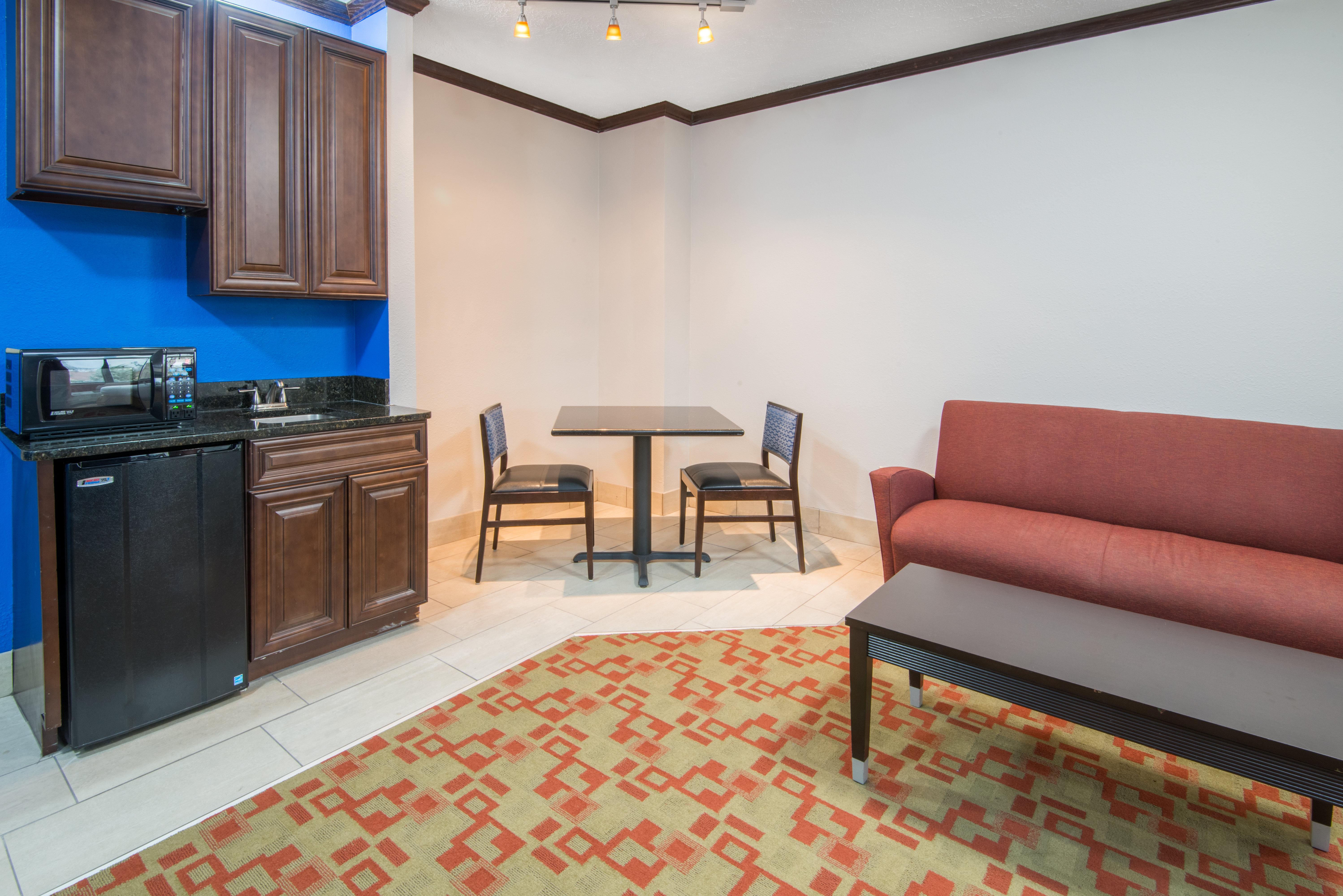 Holiday Inn Express Cleveland Airport - Brook Park, An Ihg Hotel Εξωτερικό φωτογραφία