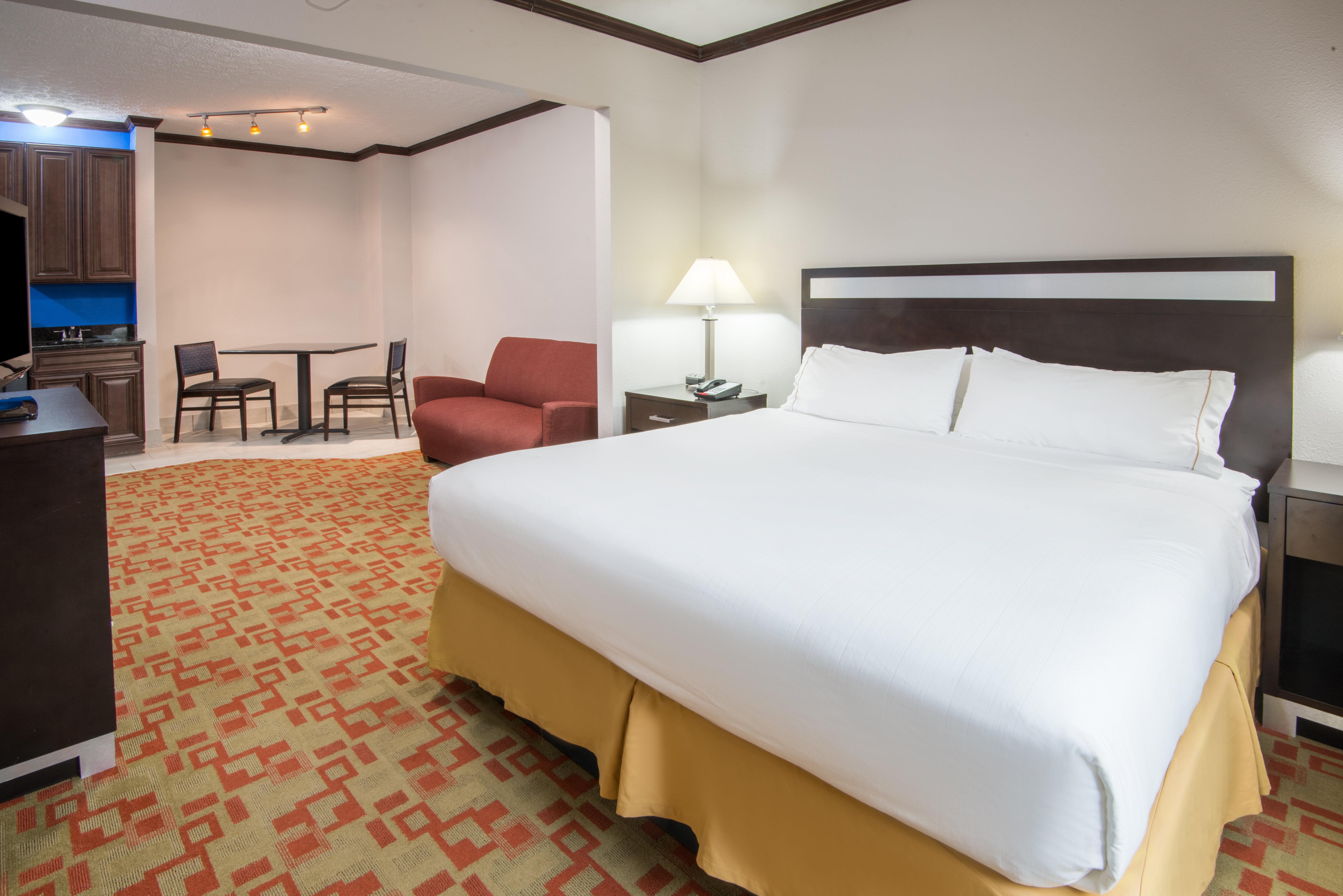 Holiday Inn Express Cleveland Airport - Brook Park, An Ihg Hotel Εξωτερικό φωτογραφία