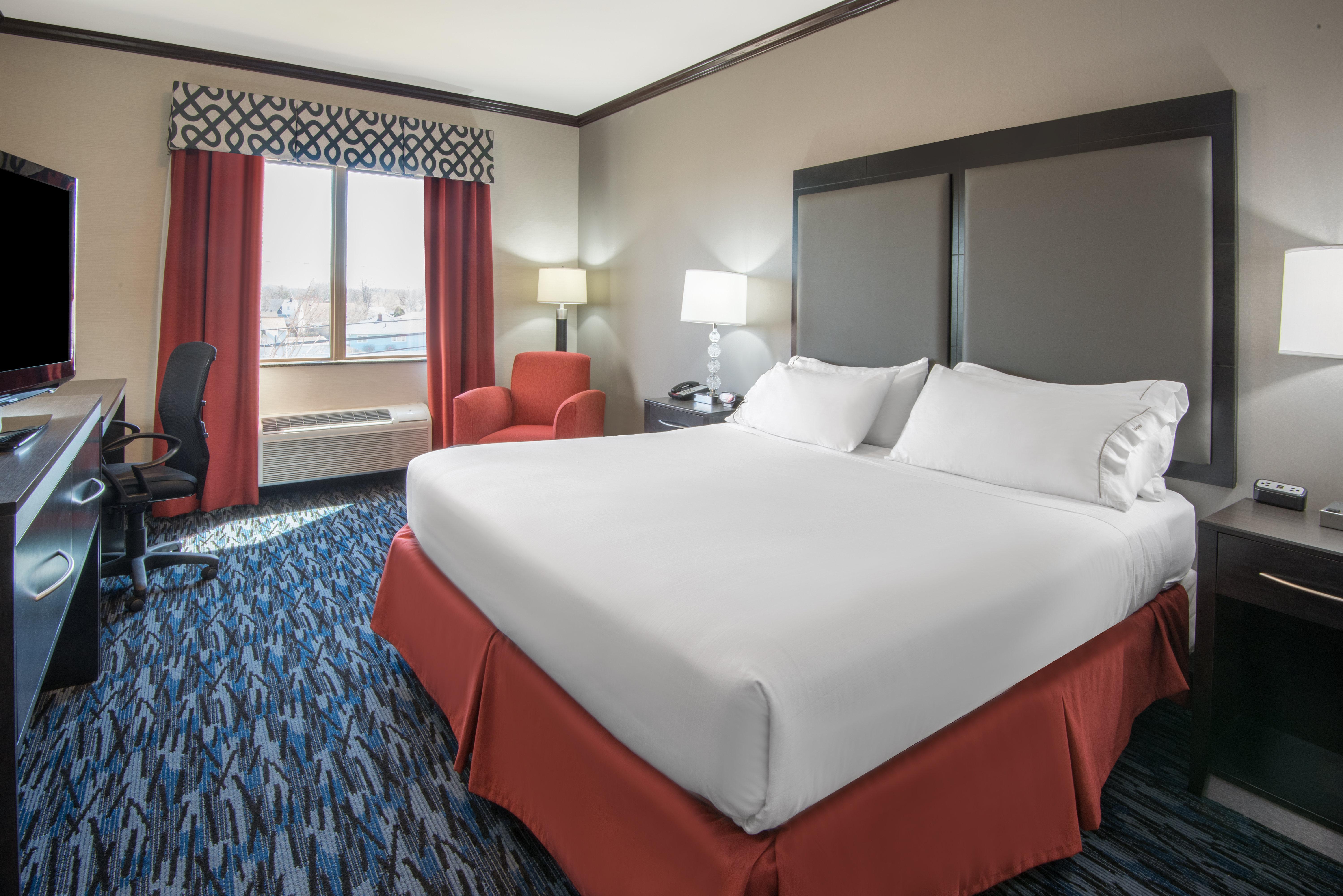 Holiday Inn Express Cleveland Airport - Brook Park, An Ihg Hotel Εξωτερικό φωτογραφία