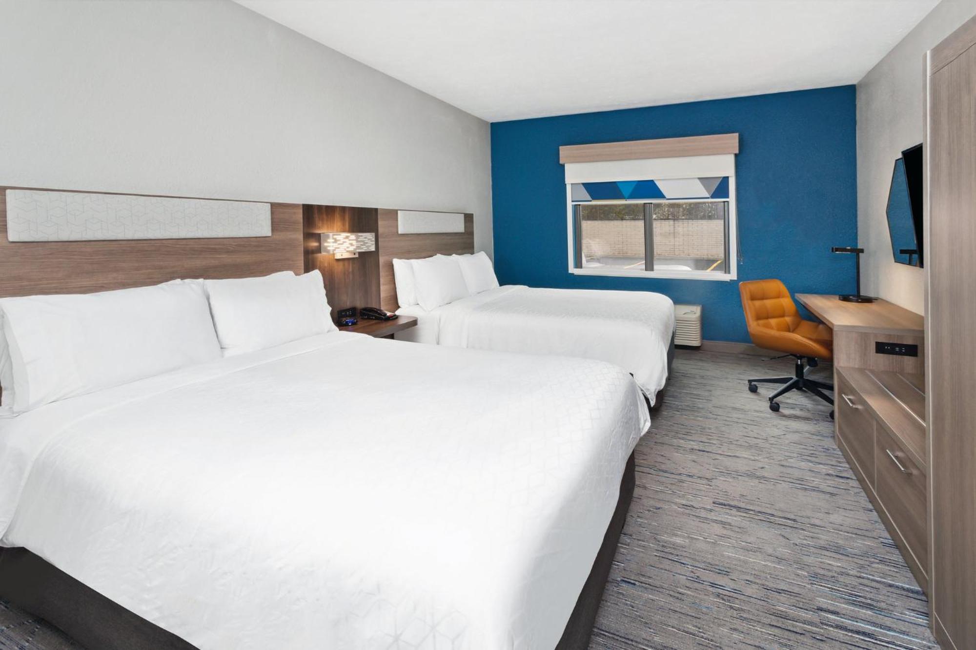 Holiday Inn Express Cleveland Airport - Brook Park By Ihg Εξωτερικό φωτογραφία