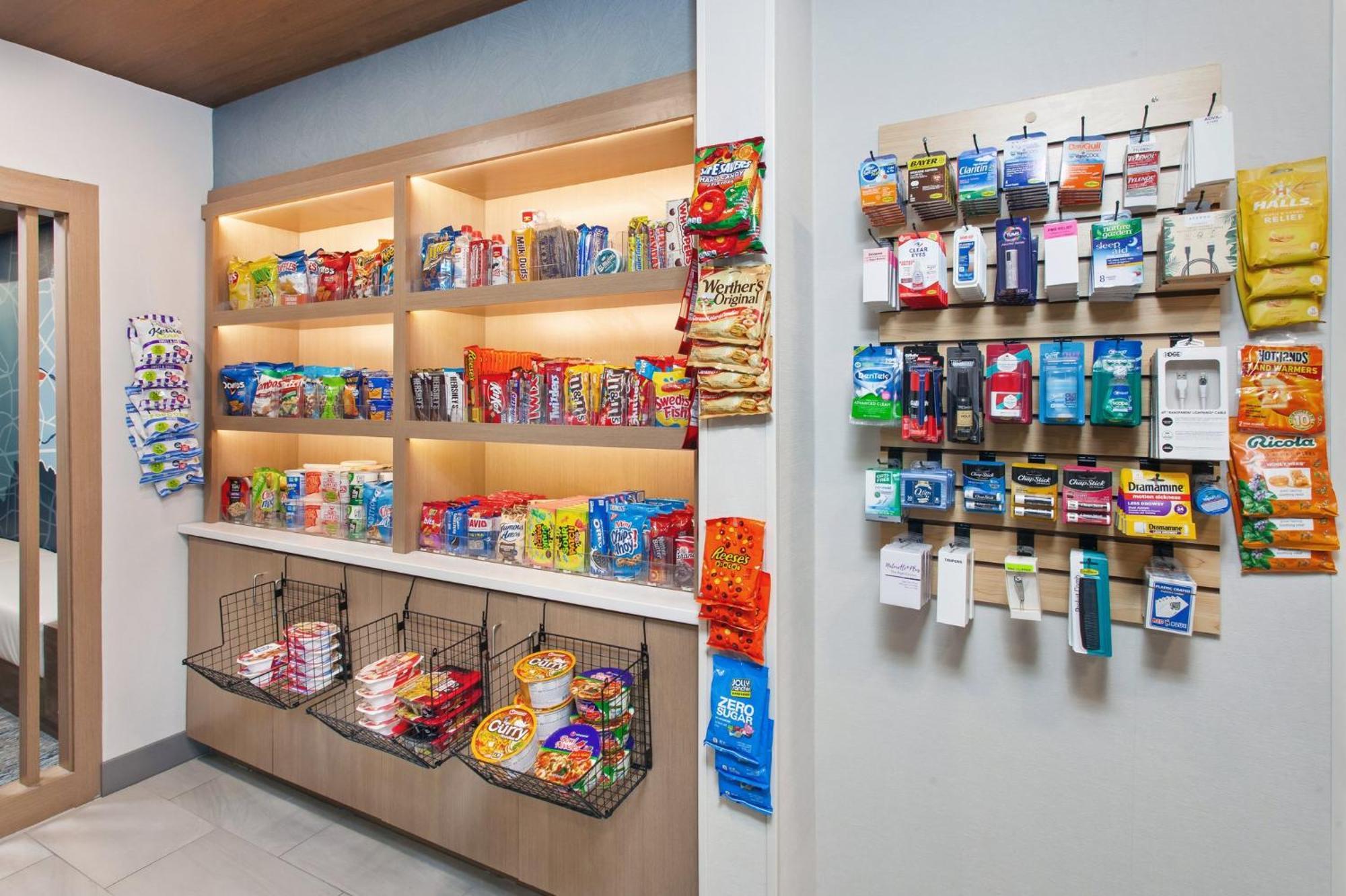 Holiday Inn Express Cleveland Airport - Brook Park By Ihg Εξωτερικό φωτογραφία