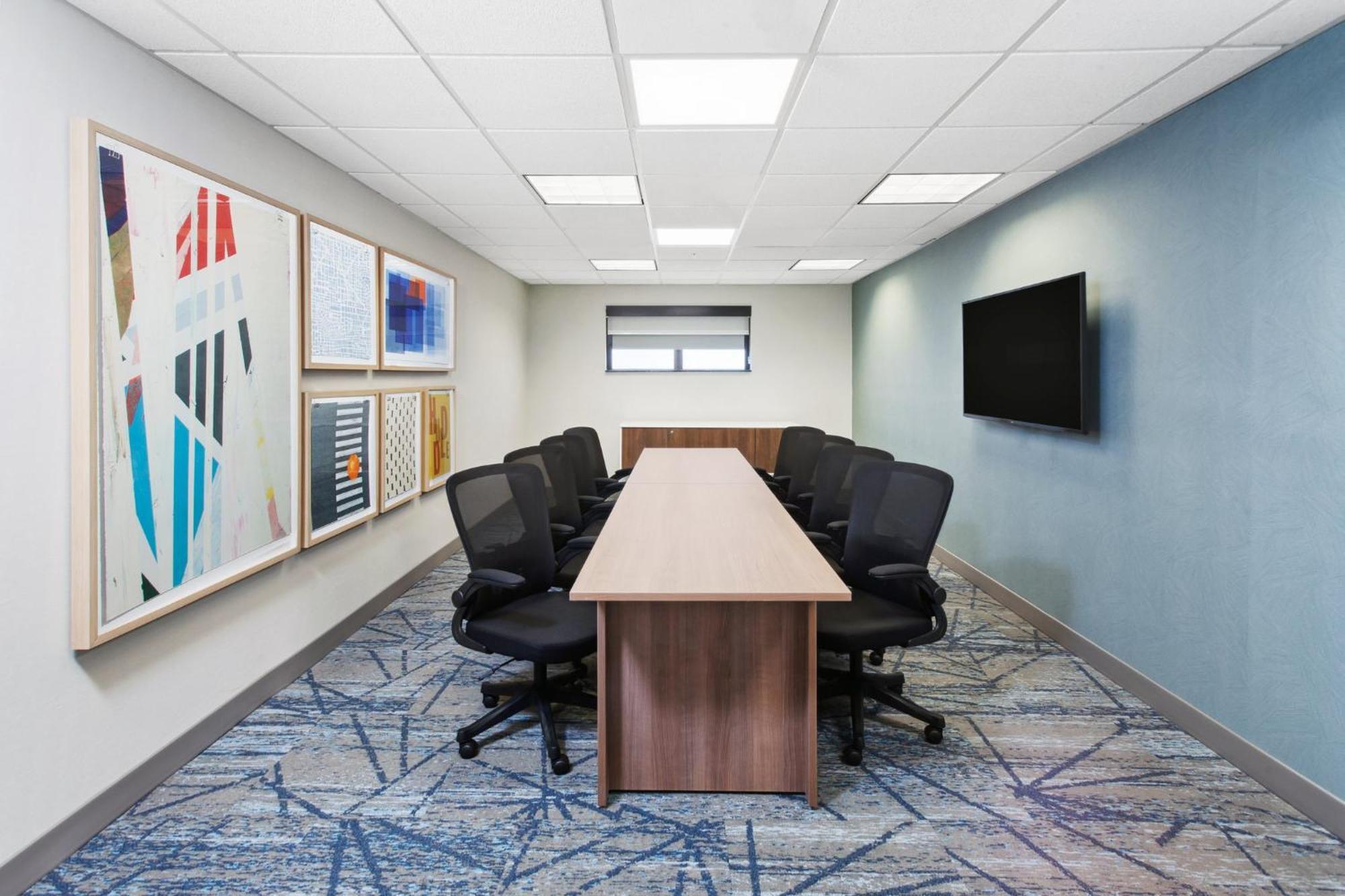 Holiday Inn Express Cleveland Airport - Brook Park By Ihg Εξωτερικό φωτογραφία