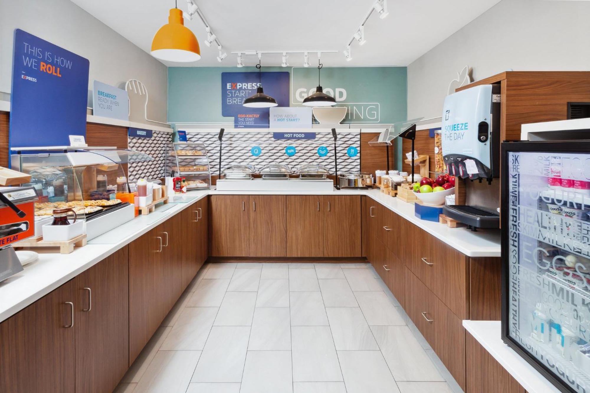 Holiday Inn Express Cleveland Airport - Brook Park By Ihg Εξωτερικό φωτογραφία