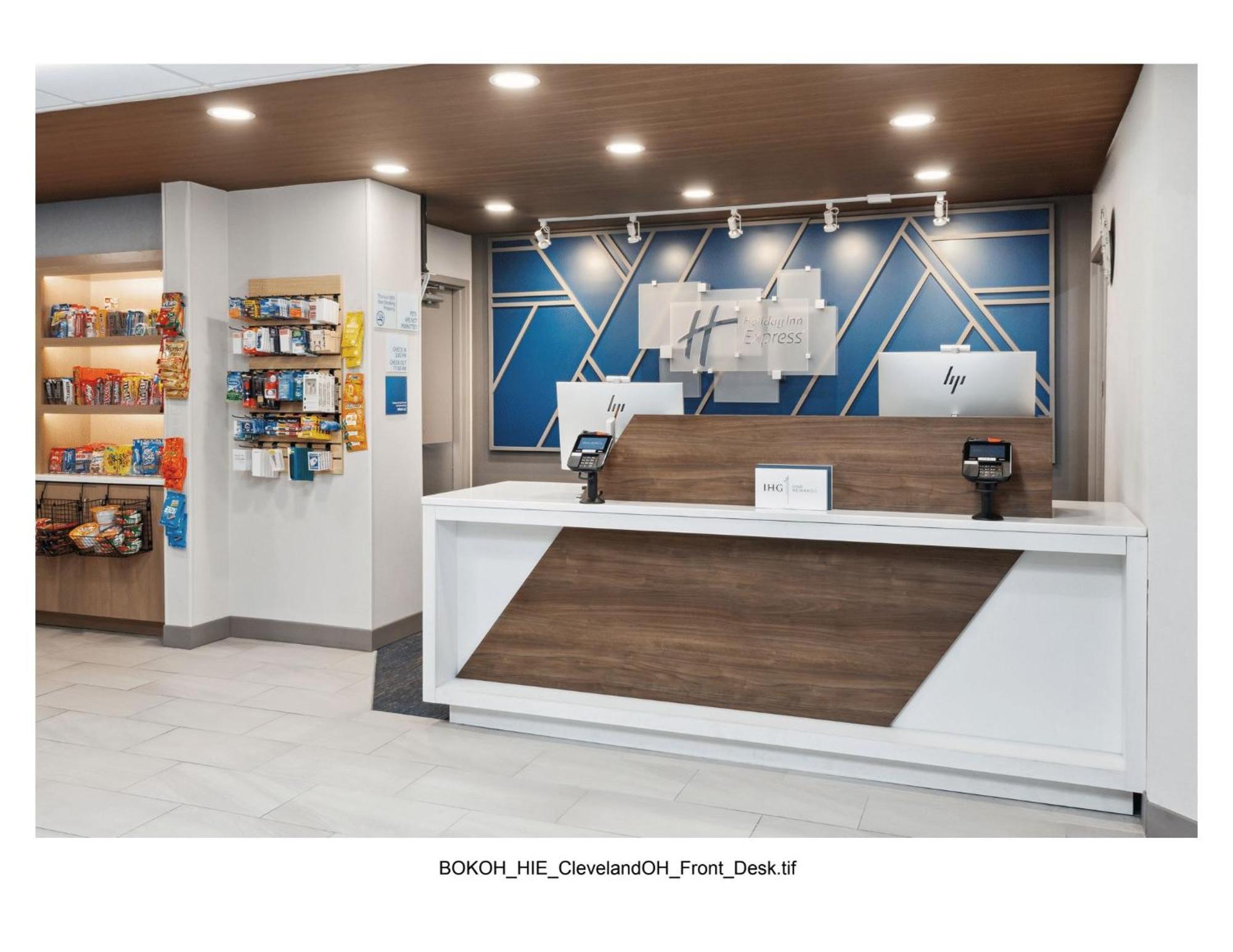 Holiday Inn Express Cleveland Airport - Brook Park By Ihg Εξωτερικό φωτογραφία