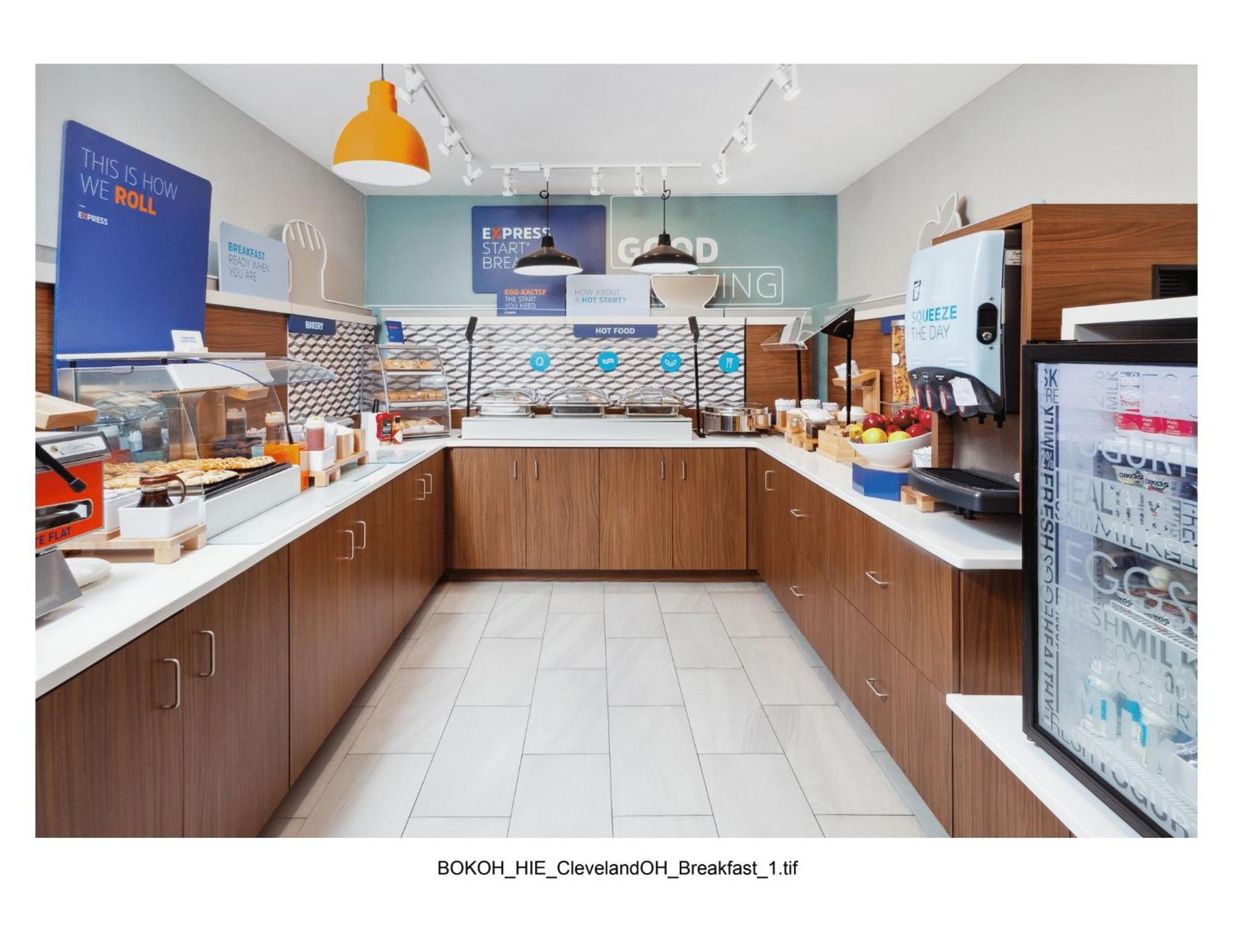 Holiday Inn Express Cleveland Airport - Brook Park By Ihg Εξωτερικό φωτογραφία